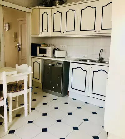Middle Floor Apartment in Estepona