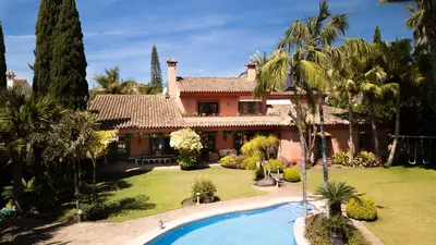 Detached Villa in Guadalmina Alta
