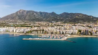 Middle Floor Apartment in Marbella
