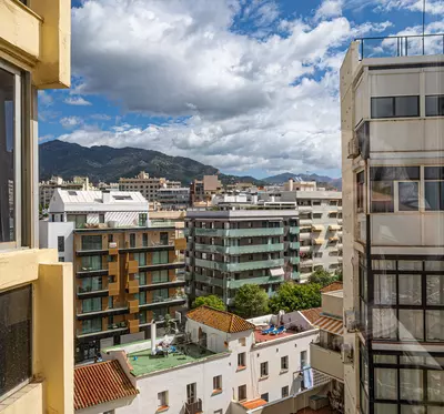 Middle Floor Apartment in Marbella