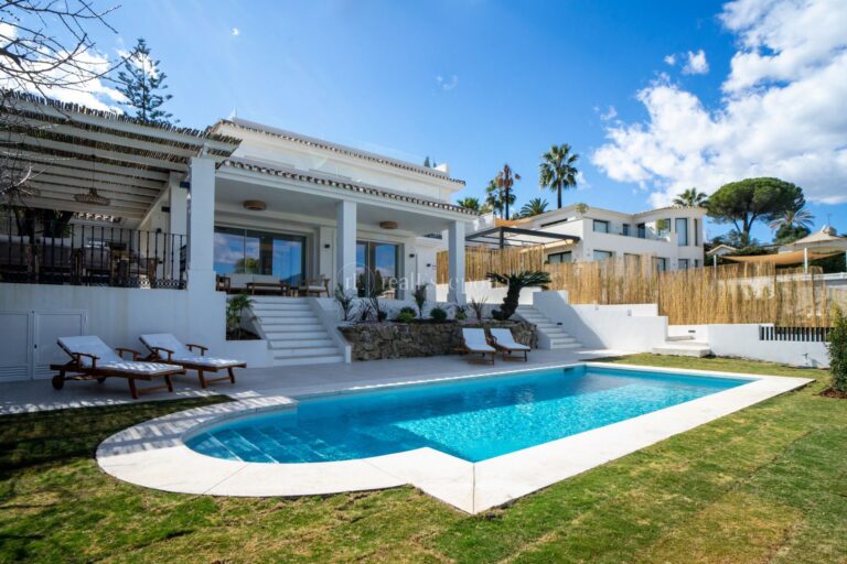 2495-468HFV | Villa in Nueva Andalucia – € 2,575,000 – 5 beds, 5 baths