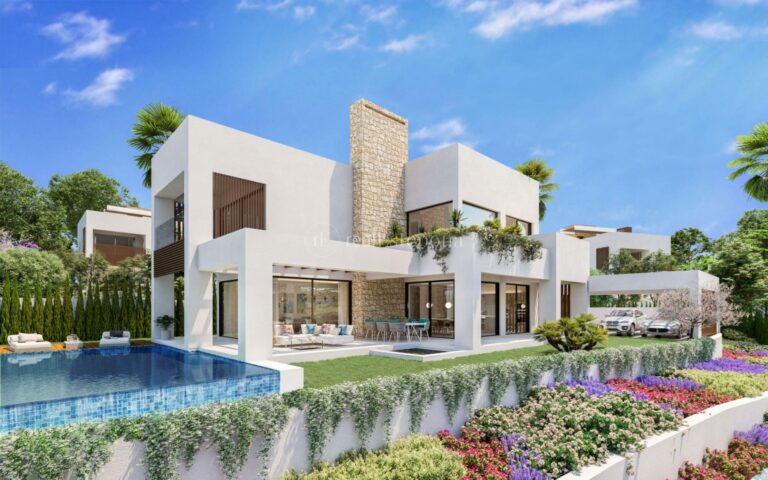 2462HFV | Villa in Marbella Golden Mile – € 4,985,000 – 4 beds, 4 baths