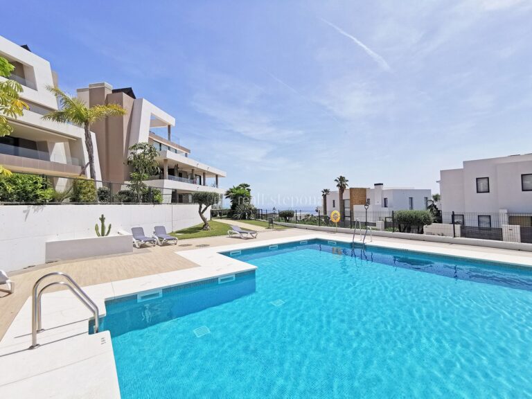 BEMA1243 | Apartment in Marbella East – € 945,000 – 3 beds, 2 baths
