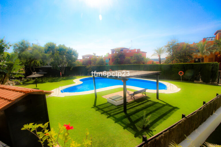 R4706077 | Middle Floor Apartment in Casares Playa – € 362,950 – 2 beds, 2 baths