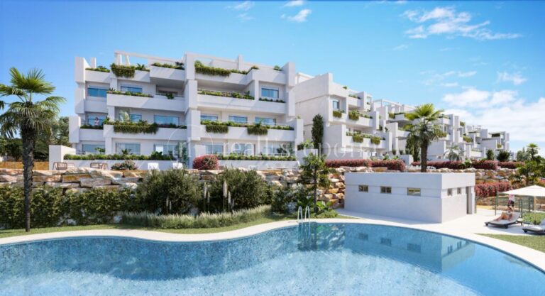 2562HFA | Apartment in Estepona – € 310,000 – 2 beds, 2 baths