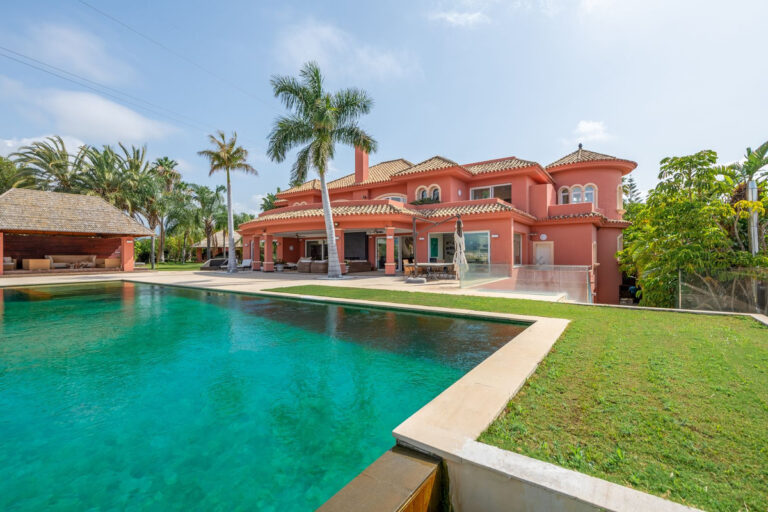 R4793911 | Detached Villa in El Paraiso – € 5,995,000 – 8 beds, 7 baths