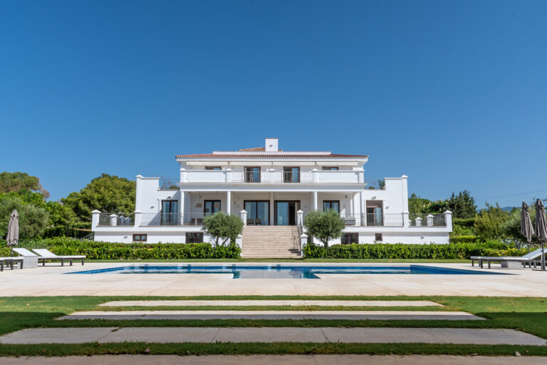 R3704048 | Detached Villa in Guadalmina Alta – € 8,450,000 – 5 beds, 5 baths