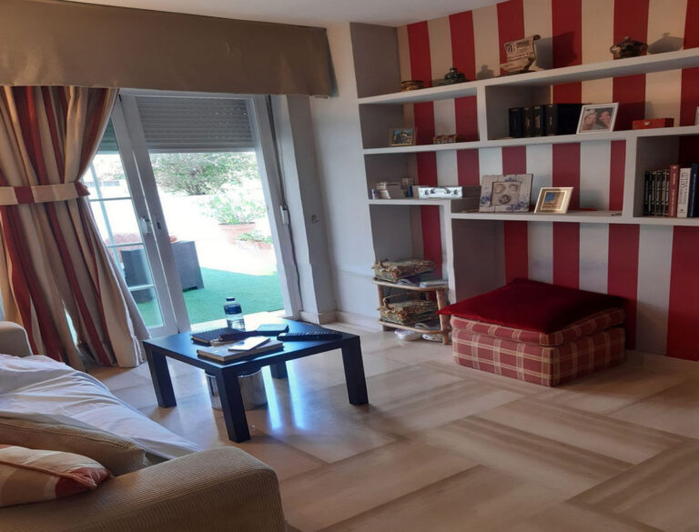 R4836826 | Middle Floor Apartment in Marbella – € 514,500 – 3 beds, 2 baths