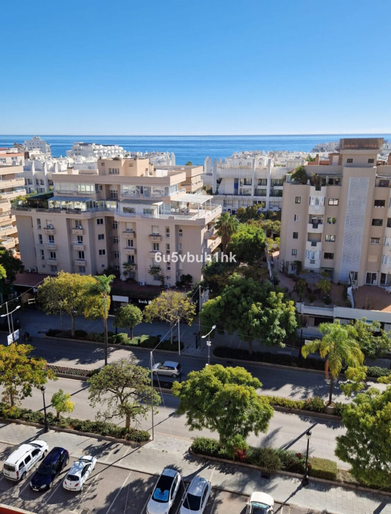 R4567558 | Middle Floor Apartment in Marbella – € 515,000 – 3 beds, 2 baths