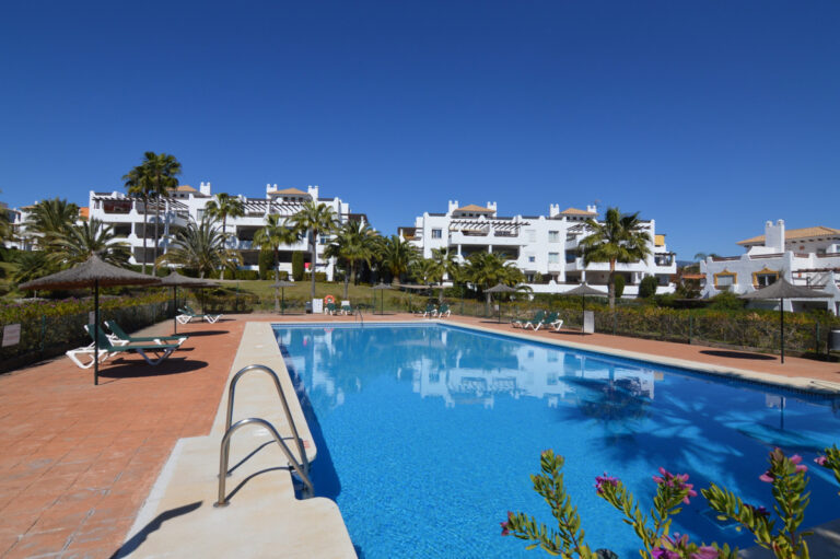 R4890973 | Townhouse in Estepona – € 520,000 – 3 beds, 3 baths