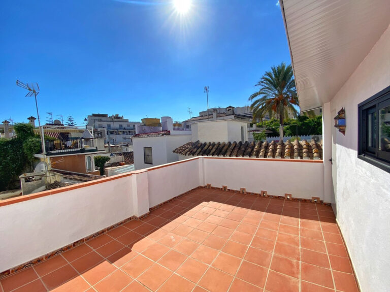 R4140427 | Townhouse in Marbella – € 545,000 – 2 beds, 2 baths