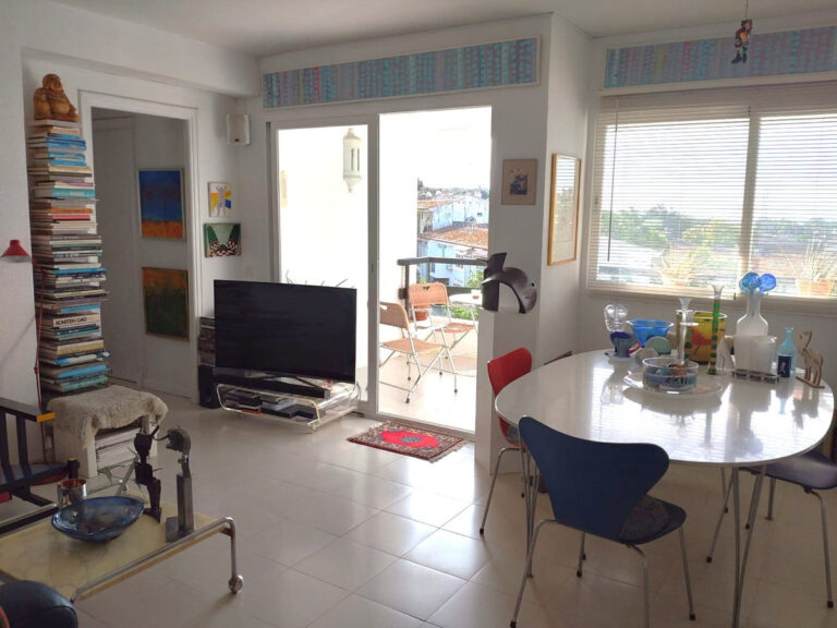 R4909519 | Middle Floor Apartment in Nueva Andalucía – € 279,000 – 2 beds, 1 baths