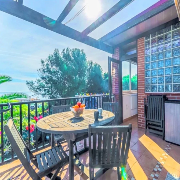 R4978813 | Middle Floor Apartment in Estepona – € 259,000 – 2 beds, 1 baths