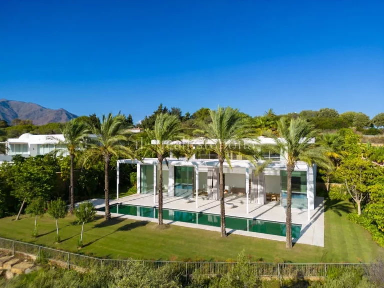 5025HFV | Villa in Casares – € 5,160,000 – 4 beds, 4 baths