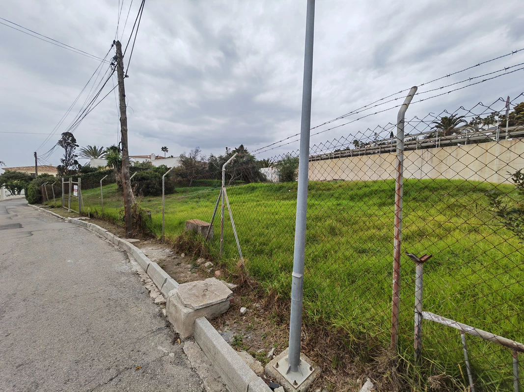 7-aa4cc561180b369757c0bb4af9886cd3