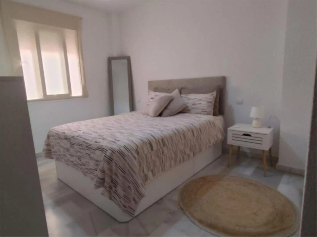 8-e64a9055bba3e77ac8aca3b893cdf826