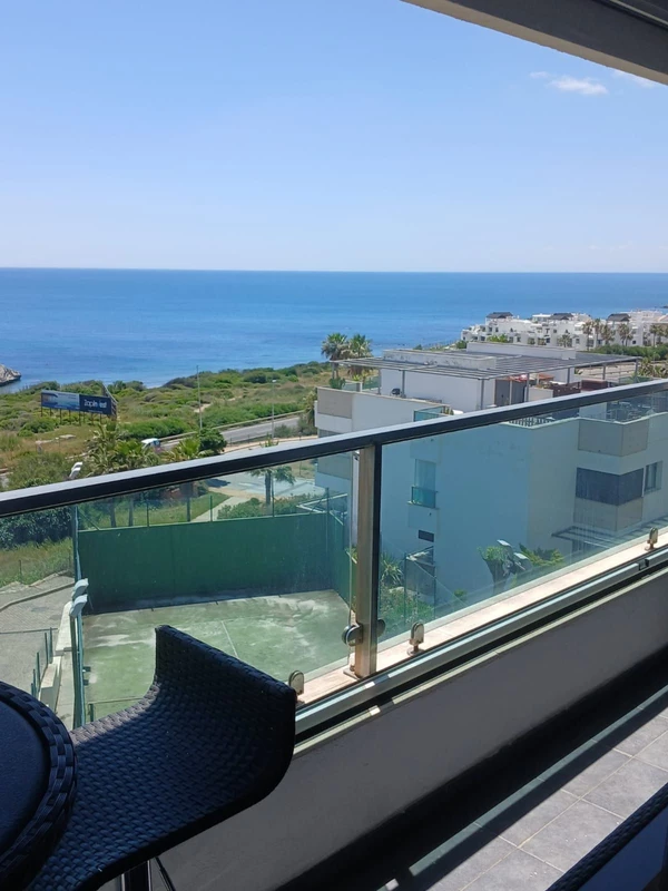 R5017117 | Middle Floor Apartment in Estepona – € 380,000 – 2 beds, 2 baths