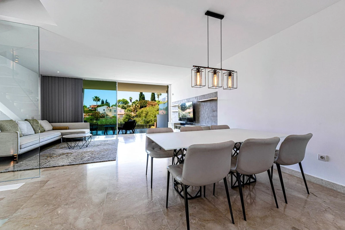 7-aa4cc561180b369757c0bb4af9886cd3