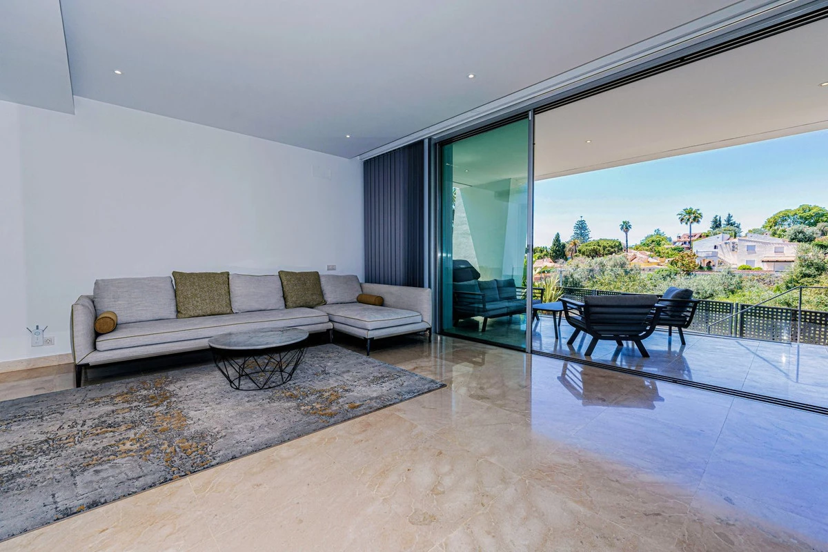 9-467d0cee5b725f3ef65f102a0c2e69c0