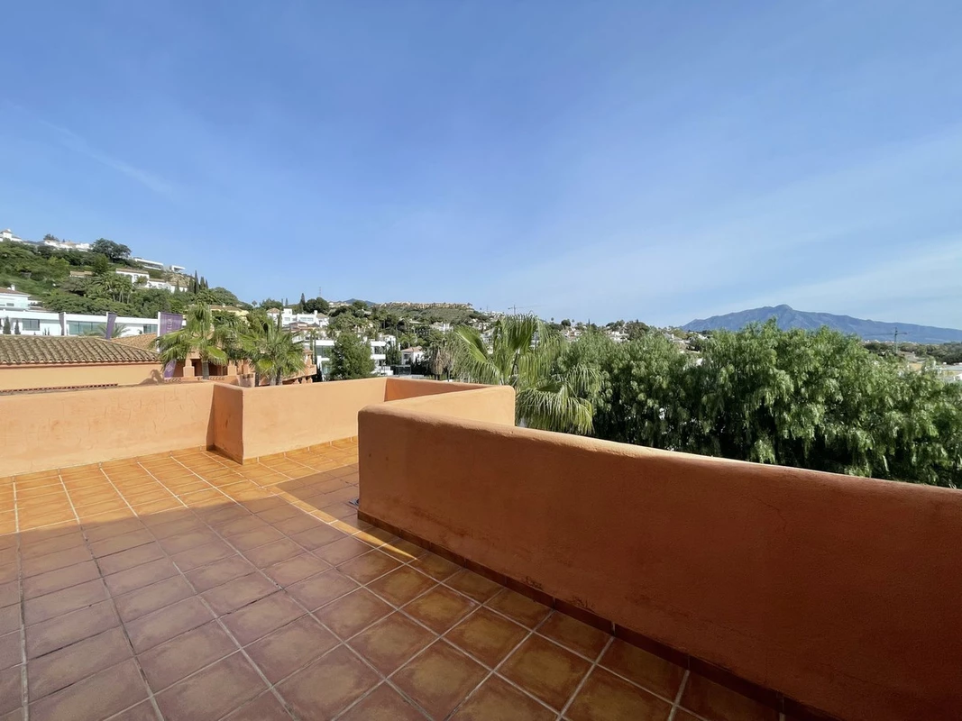 7-aa4cc561180b369757c0bb4af9886cd3