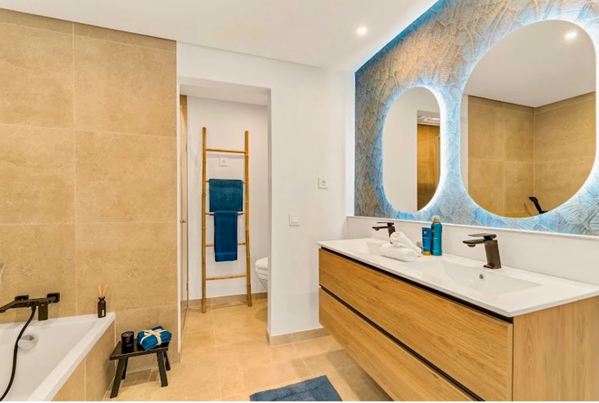 8-e64a9055bba3e77ac8aca3b893cdf826