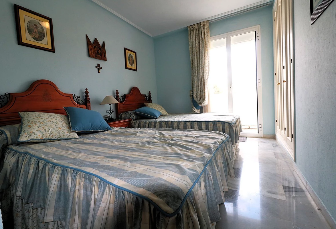 9-467d0cee5b725f3ef65f102a0c2e69c0