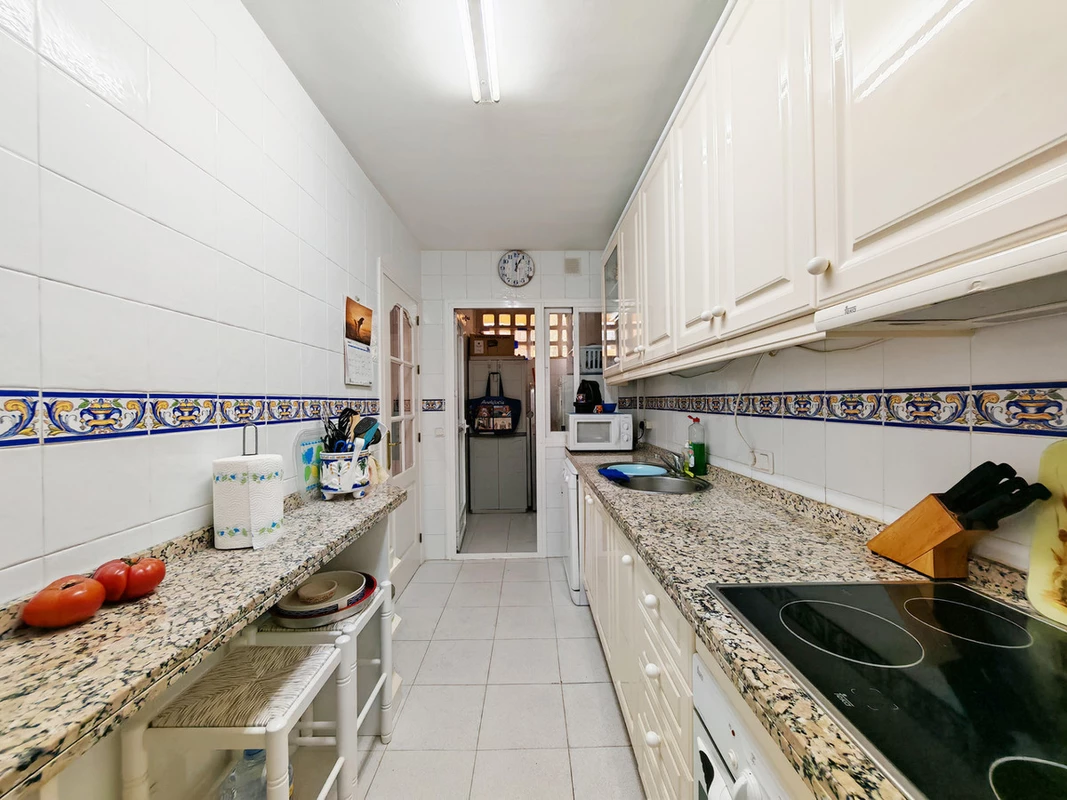 9-467d0cee5b725f3ef65f102a0c2e69c0