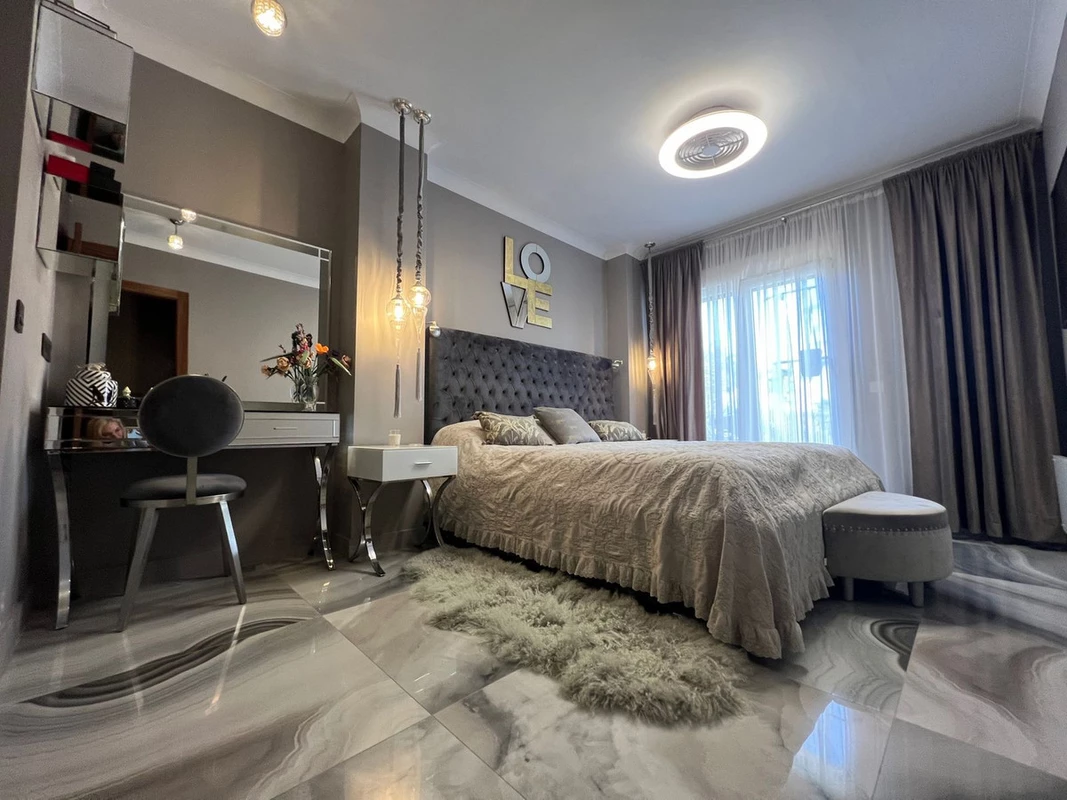 7-aa4cc561180b369757c0bb4af9886cd3