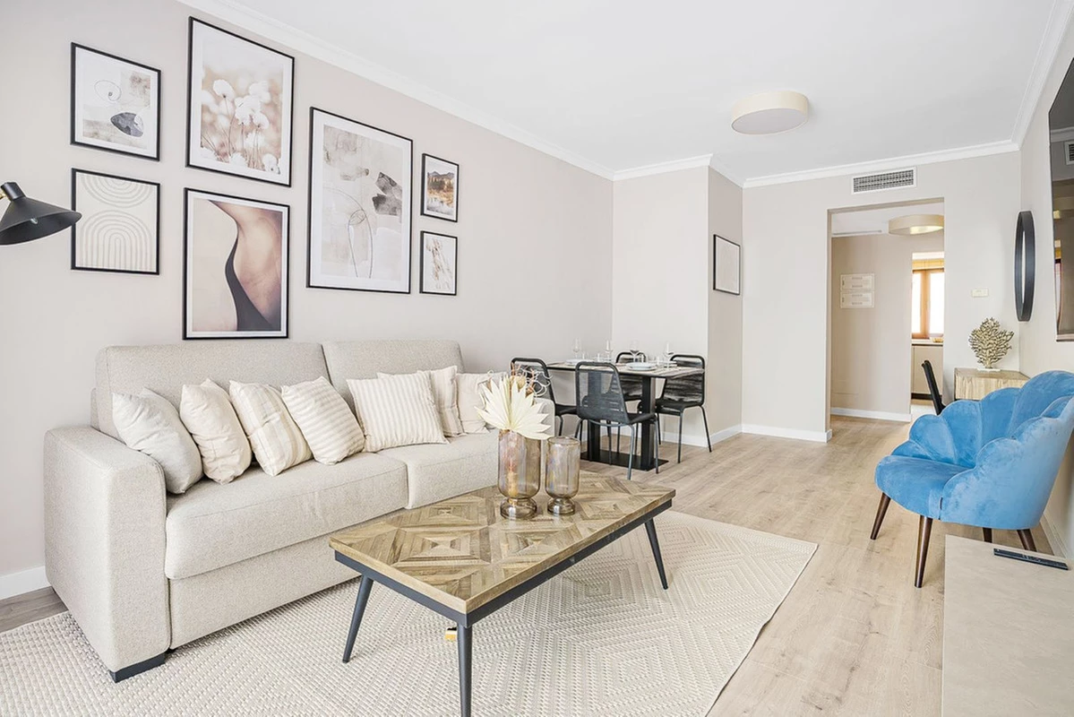 2-5bd7b9d04b45e33852eaf0ec6670150d