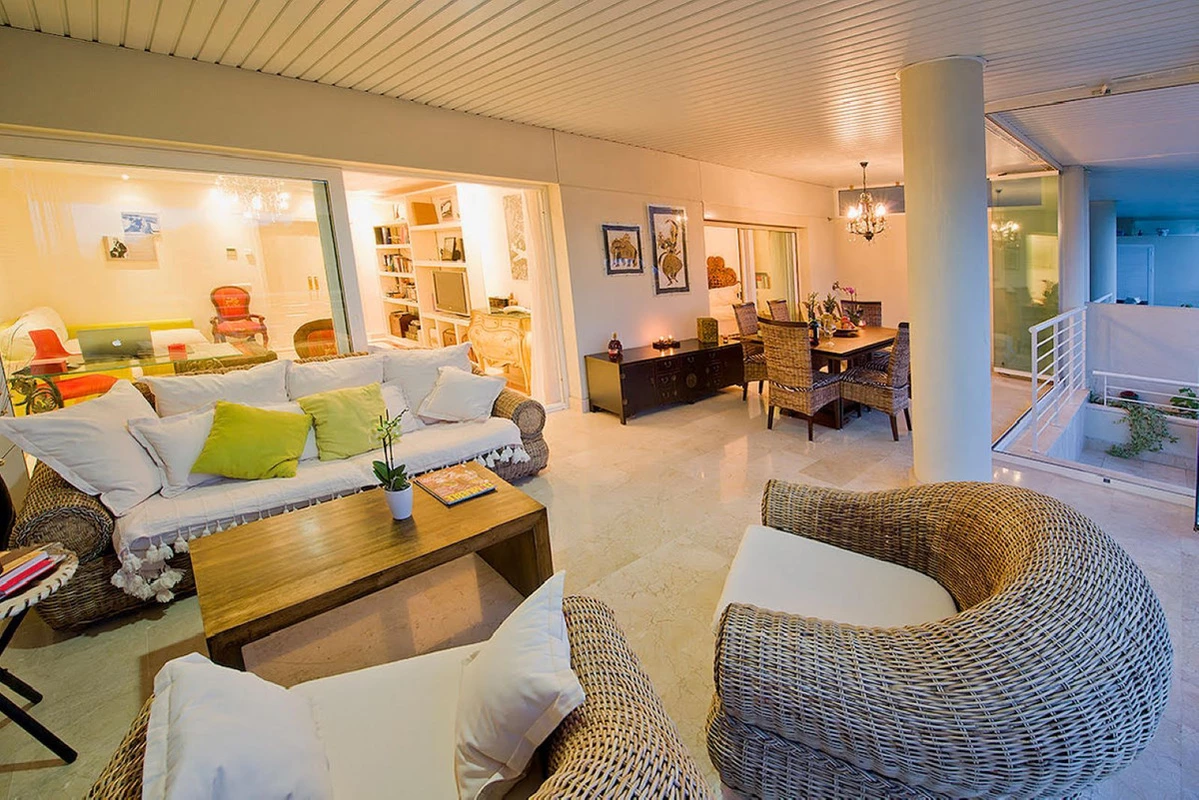 2-5bd7b9d04b45e33852eaf0ec6670150d