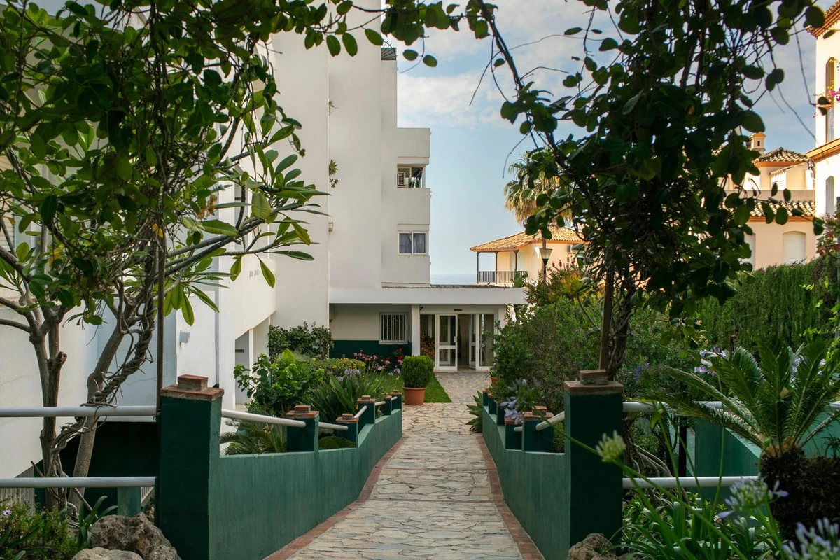 7-aa4cc561180b369757c0bb4af9886cd3