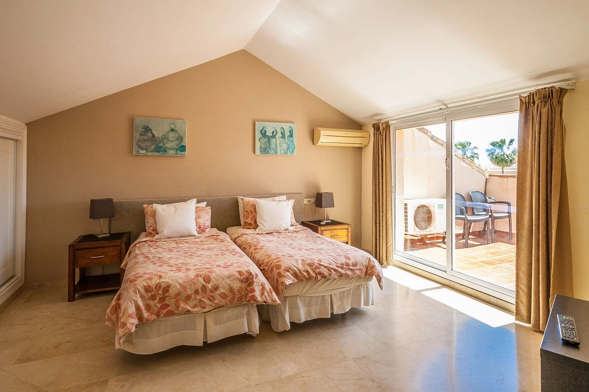 3-e898b2bb2a2fdfd06d2c39894dce8316