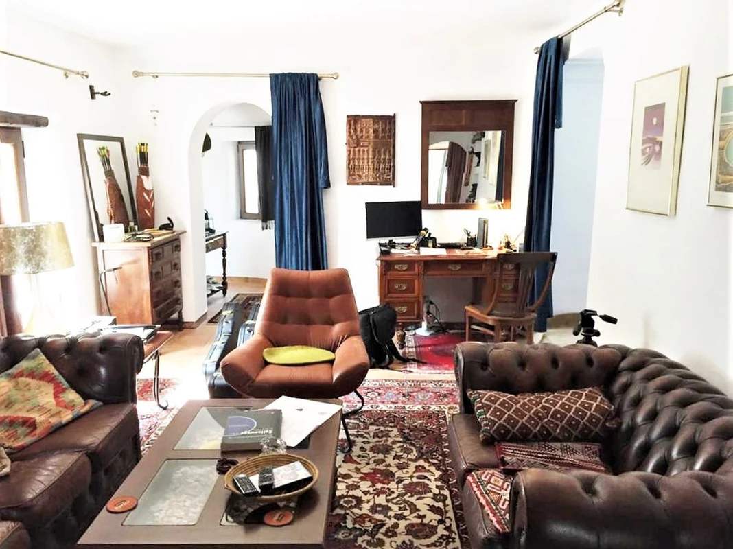 9-467d0cee5b725f3ef65f102a0c2e69c0