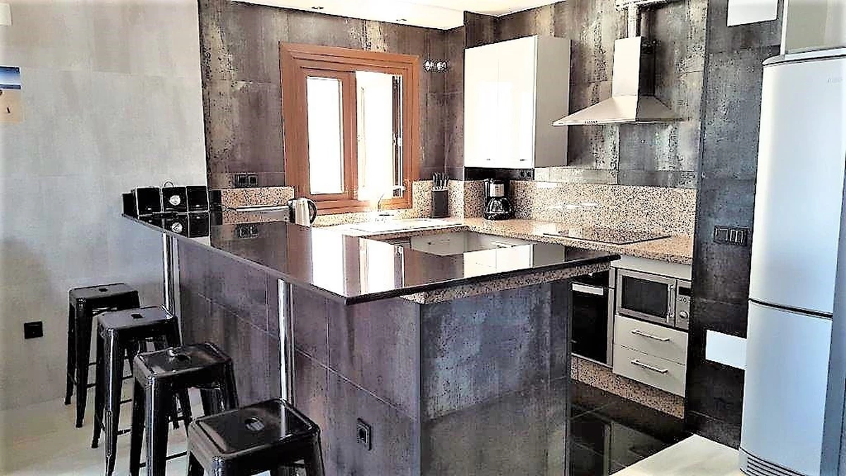 3-e898b2bb2a2fdfd06d2c39894dce8316