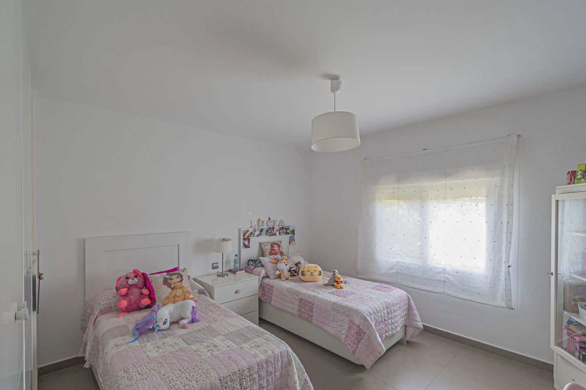 8-e64a9055bba3e77ac8aca3b893cdf826