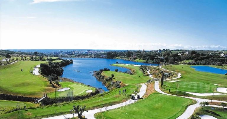 R5048629 | Middle Floor Apartment in Benahavís – € 390,000 – 2 beds, 2 baths