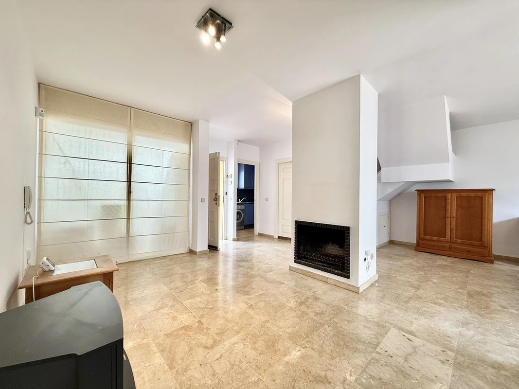 7-aa4cc561180b369757c0bb4af9886cd3