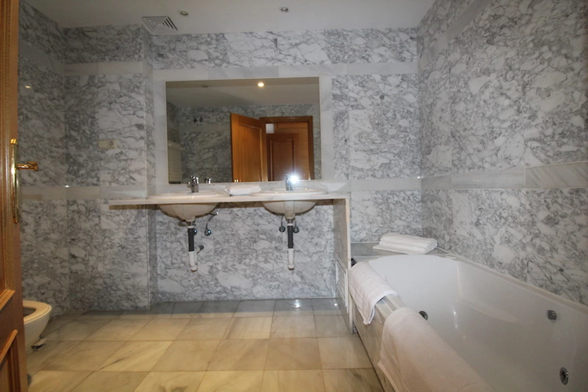 9-467d0cee5b725f3ef65f102a0c2e69c0