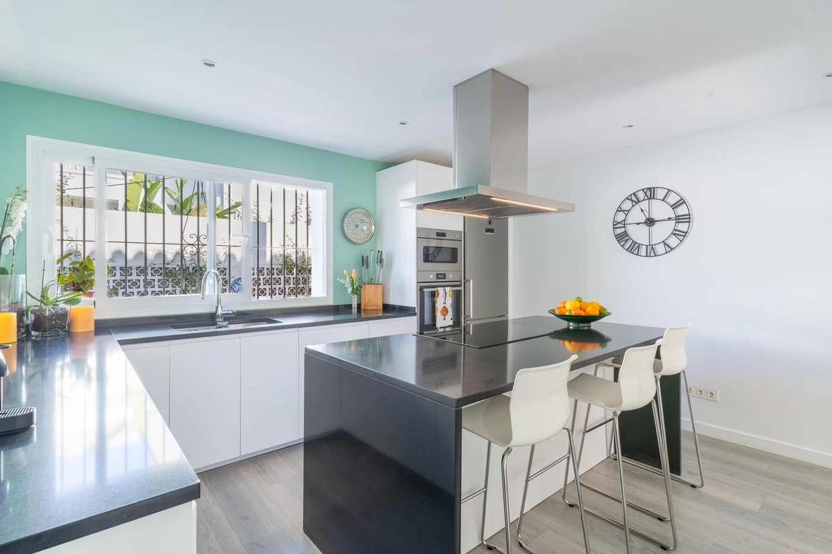 4-c23c0f86247804fa50226aecd8b0b2c8