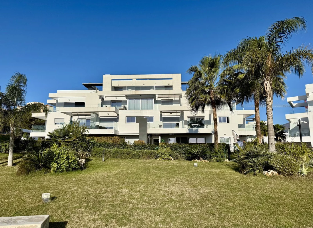 2-5bd7b9d04b45e33852eaf0ec6670150d