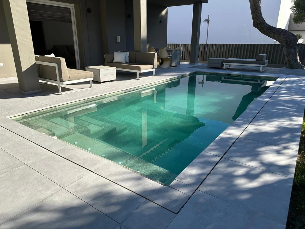 2-5bd7b9d04b45e33852eaf0ec6670150d