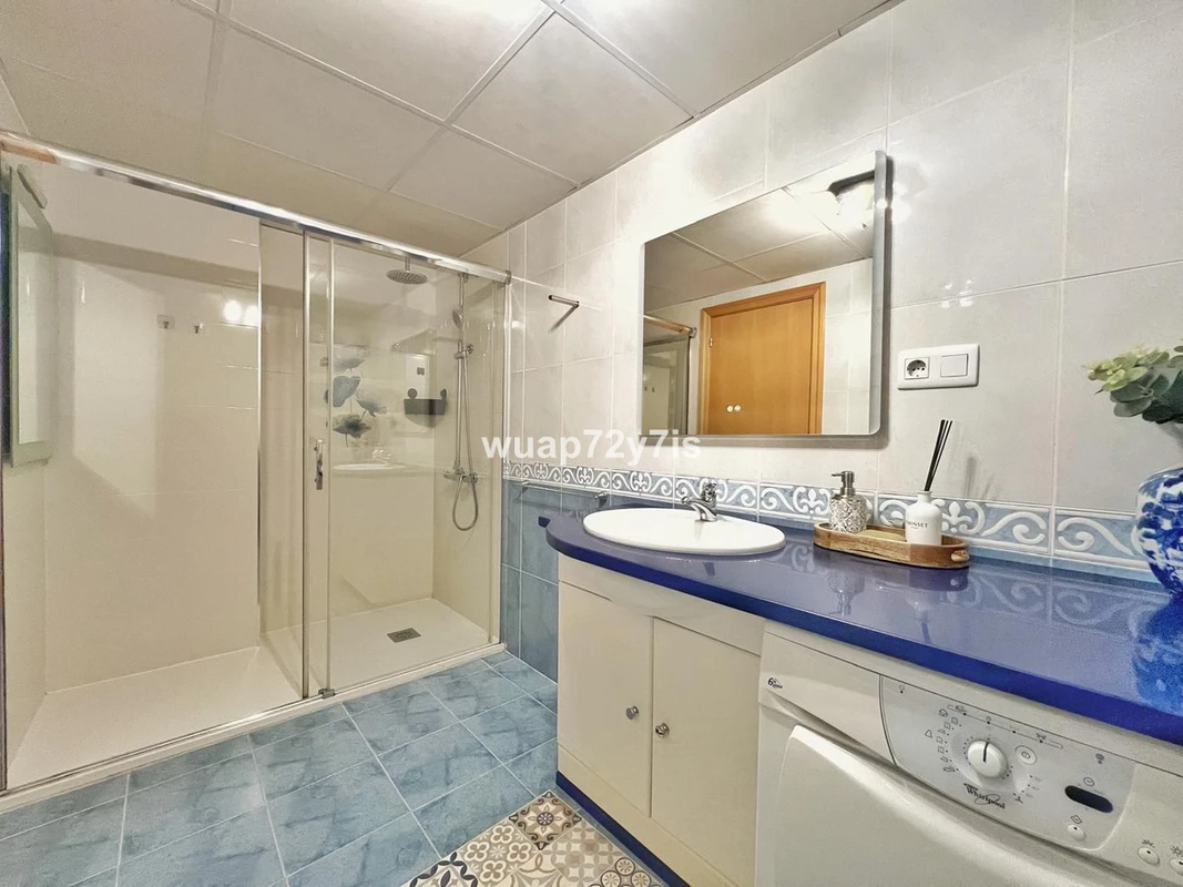 8-e64a9055bba3e77ac8aca3b893cdf826