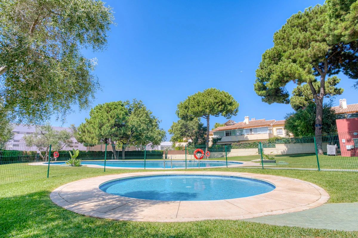 9-467d0cee5b725f3ef65f102a0c2e69c0