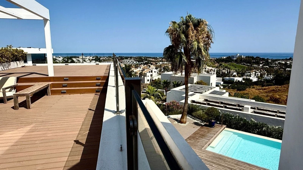 9-467d0cee5b725f3ef65f102a0c2e69c0