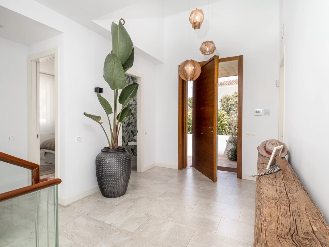 7-aa4cc561180b369757c0bb4af9886cd3