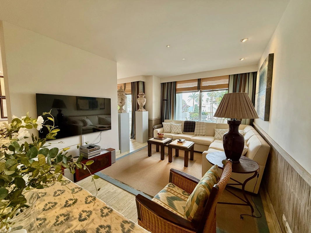 7-aa4cc561180b369757c0bb4af9886cd3