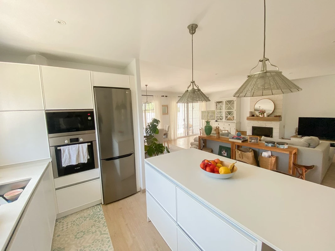 8-e64a9055bba3e77ac8aca3b893cdf826