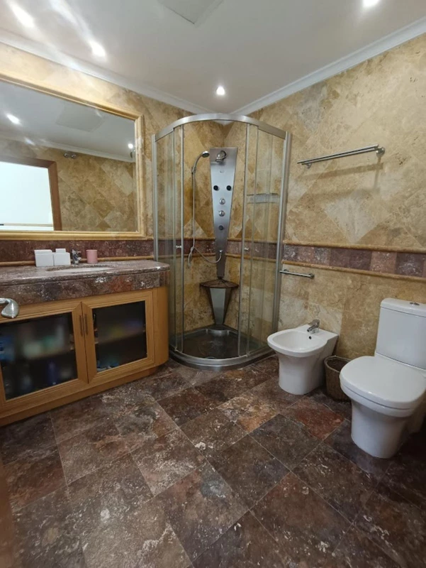 7-aa4cc561180b369757c0bb4af9886cd3