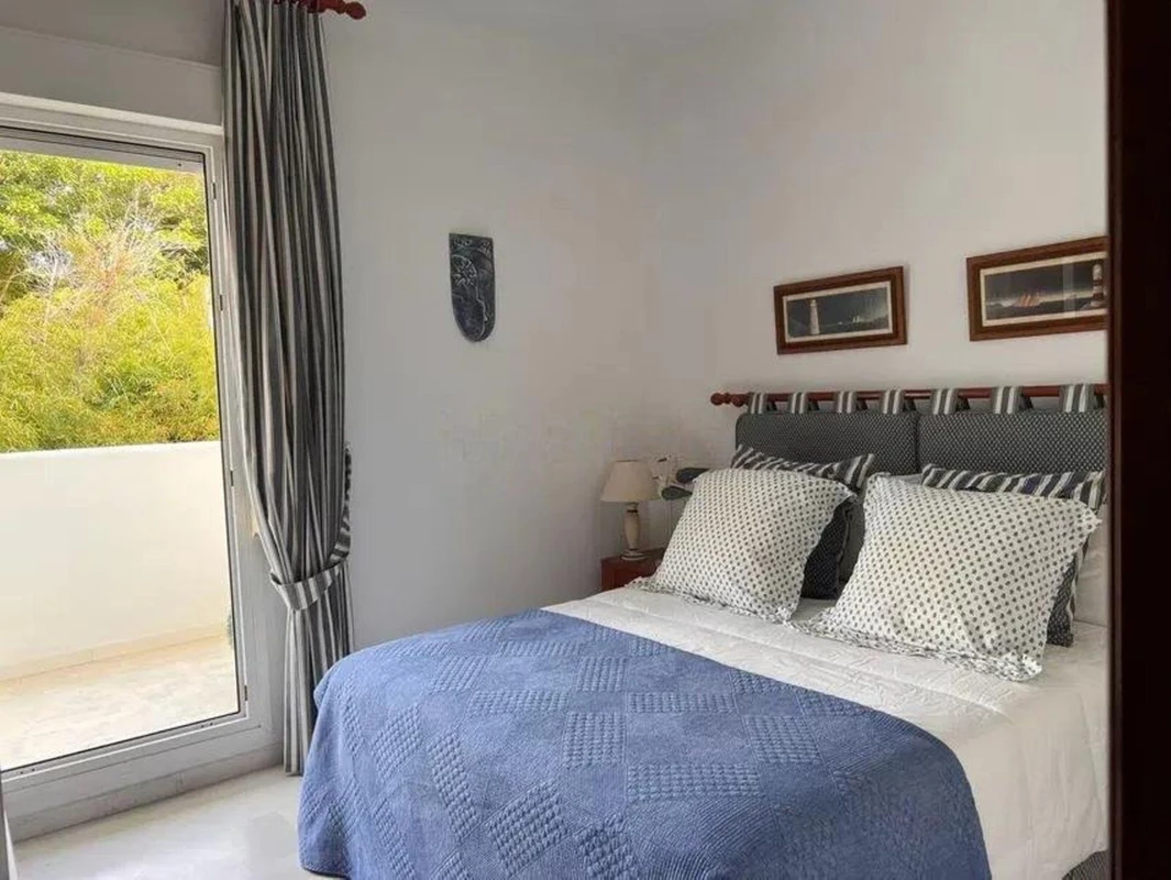 9-467d0cee5b725f3ef65f102a0c2e69c0