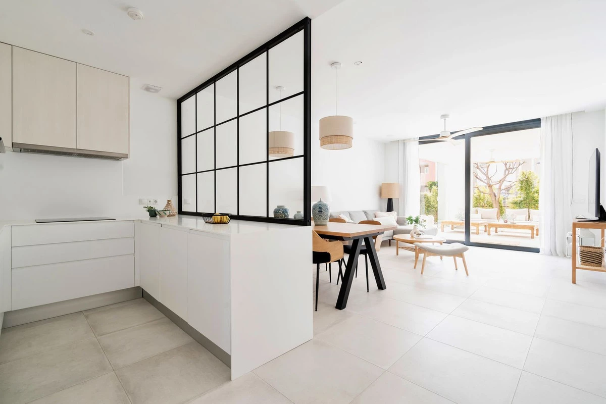 4-c23c0f86247804fa50226aecd8b0b2c8